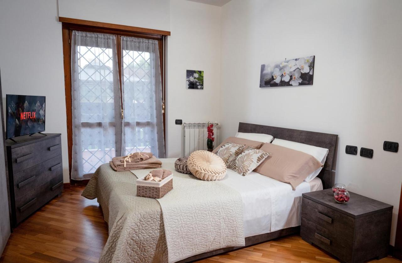 Suite Leonardo Relax Фьюмичино Экстерьер фото